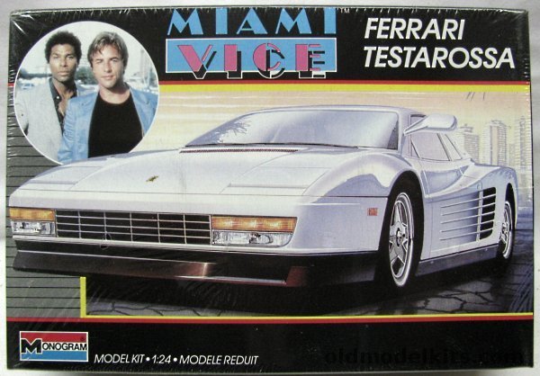 Monogram 1/24 Miami Vice Ferrari Testarossa, 2756 plastic model kit